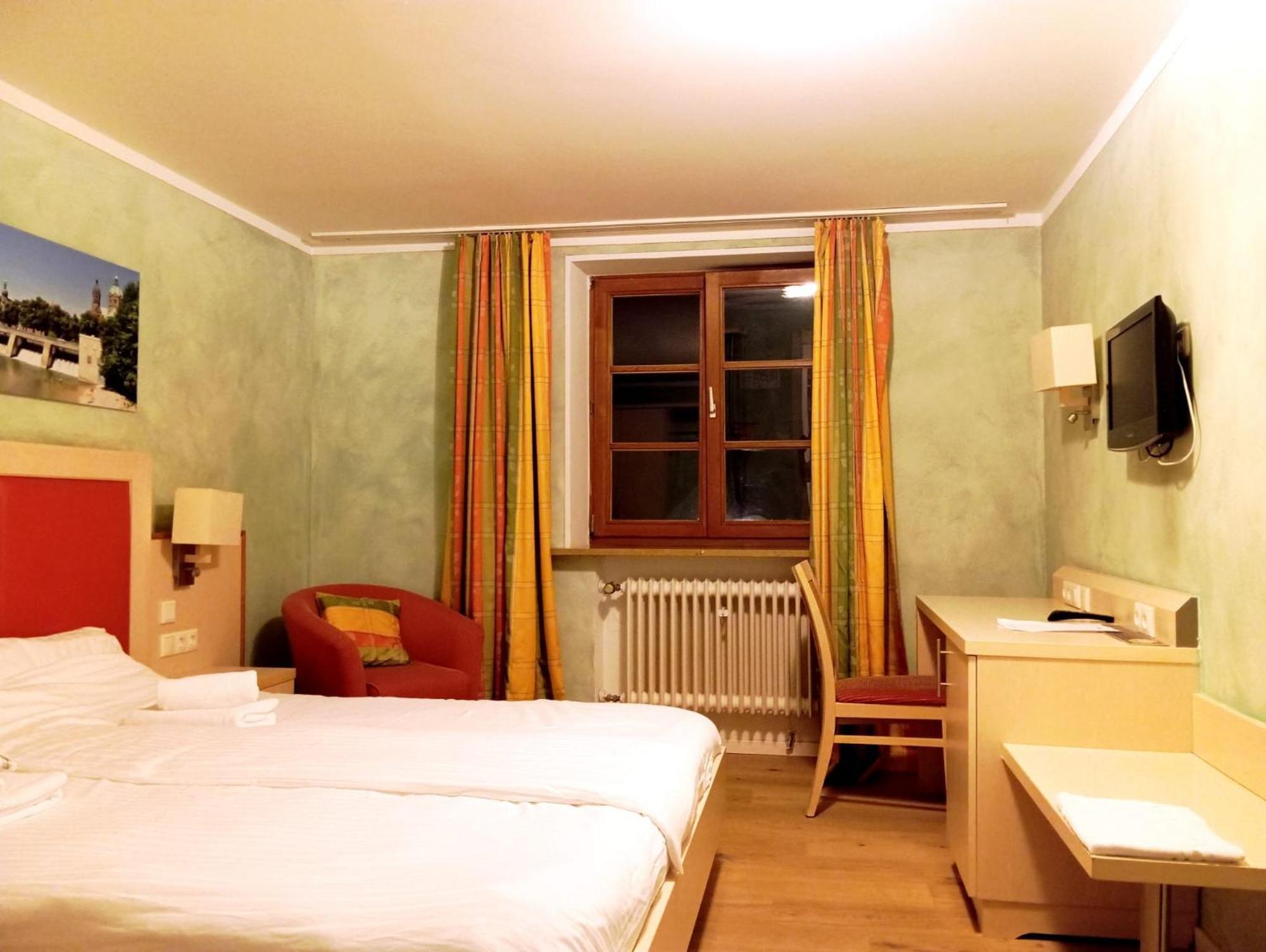 Eichen Schloessl Otel Münih Dış mekan fotoğraf